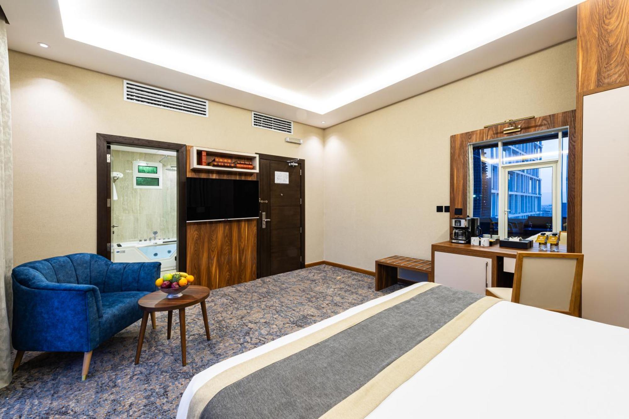 Crowne Rose Alsahafa Hotel Рияд Екстериор снимка